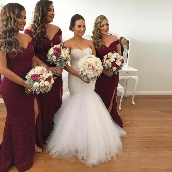 Sheath Off-the-Shoulder Burgundy Lace Bridesmaid Dress with Split - Click Image to Close