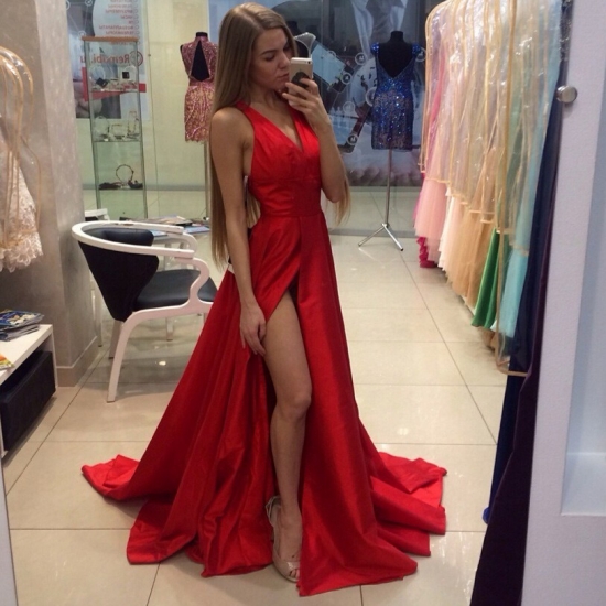 Generous Long Prom Dress - Red Deep V-Neck with Sexy Split - Click Image to Close