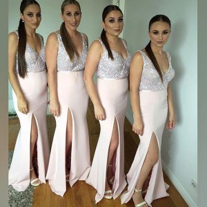 Sexy V-neck Sheath Bridesmaid Dress - Floor-Length with Sequins Legslit