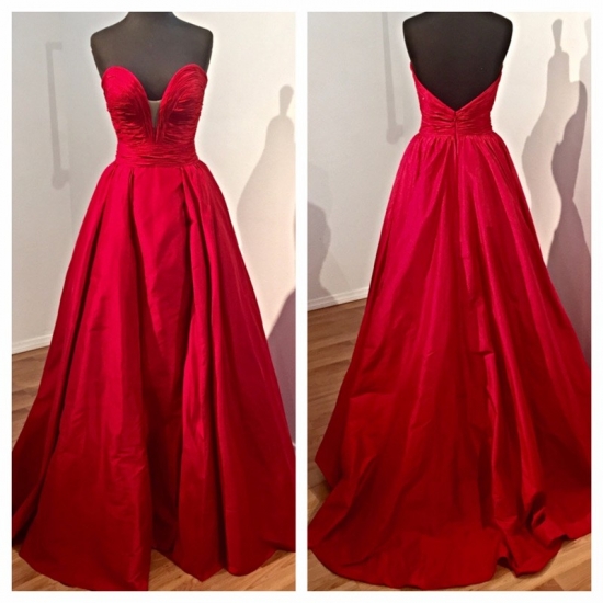 Elegant Long Evening/Prom Dress- Red Taffeta Strapless - Click Image to Close