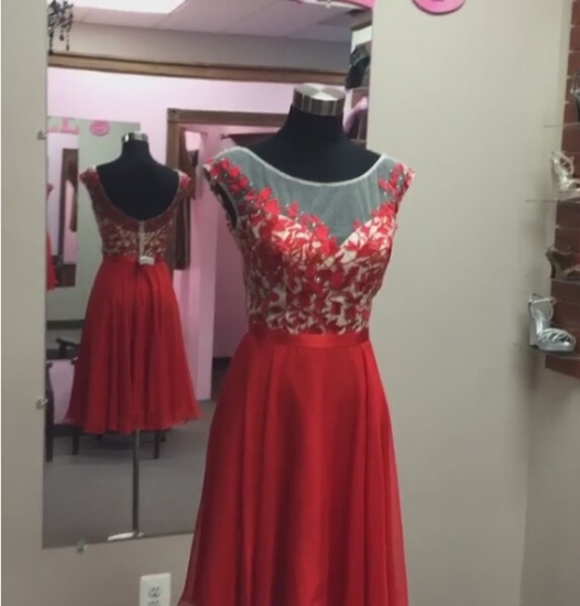 Elegant Bateau Cap Sleeves Knee-Length Open Back Red Homecoming Dress with Appliques Beading - Click Image to Close