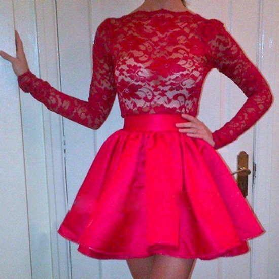 Hot Scalloped-Edge Long Sleeves Short Red Homecoming Dress with Lace Top - Click Image to Close