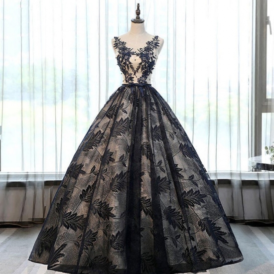 A-Line Round Neck Floor-Length Black Lace Prom Dress with Appliques - Click Image to Close