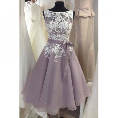 New Arrival Knee Length Lace Bridesmaid Dress with Sash