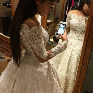 Luxurious Long Wedding Dresses Bridal Gown with Long Sleeves