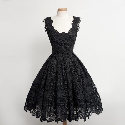 Vintage Ball Gown Scoop Knee-Length Black Lace Homecoming Dress