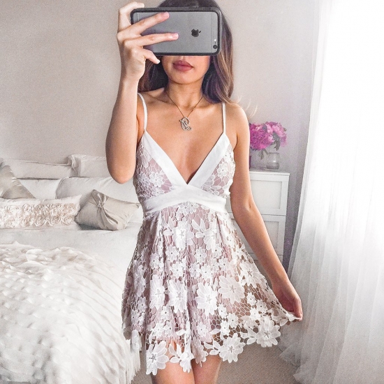 A-Line Spaghetti Straps Short Ivory Empire Lace Homecoming Dress - Click Image to Close