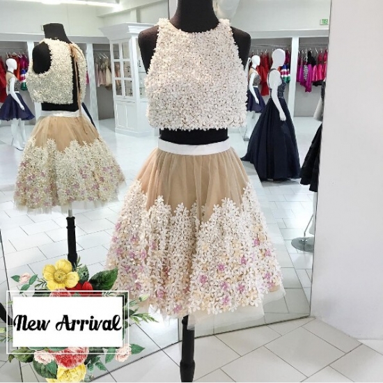 Exquisite Two Piece Jewel Sleeveless Short Blush Homecoming Dress with Appliques - Click Image to Close