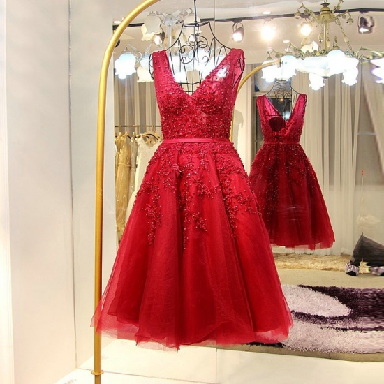 A-Line V-Neck Backless Short Burgundy Homecoming Dress with Beading Appliques - Click Image to Close