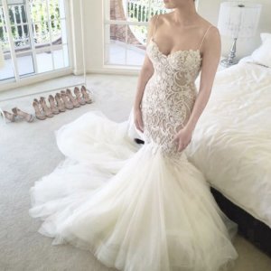 Mermaid Backless Spaghetti Straps Court Train Lace Wedding Dress