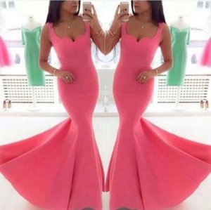 Elegant Mermaid Satin Coral Prom Dress with Straps