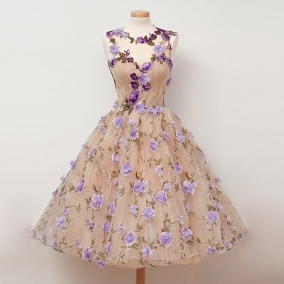 Gorgeous Jewel Tea Length Homecoming Dresses with Handmade Flowers