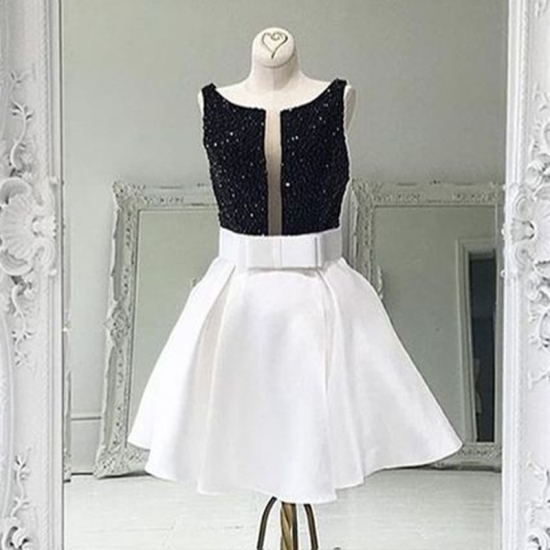Short White Prom Homecoming Dress - Bateau Sleeveless with Beading Bowknot - Click Image to Close