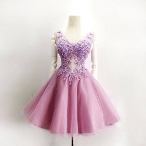 Cute V-neck A-line Flowers With Beading Short Purple Homecoming Dress