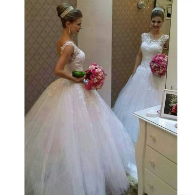 Elegant Backless Lace Wedding Dresses/Bridal Gown