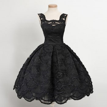 Vintage Ball Gown Square Knee-Length Black Lace Homecoming Dresses