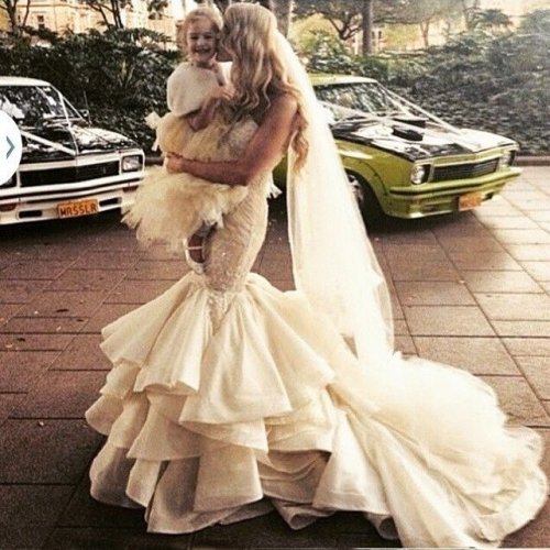 Luxurious Mermaid Wedding Dress - Sweetheart Ivory with Beaded