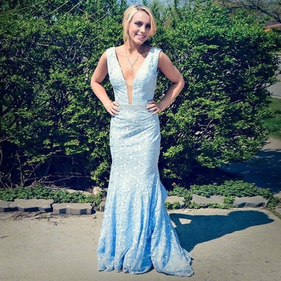 Mermaid Style Deep V-Neck Blue Lace Prom Dress with Beading - Click Image to Close