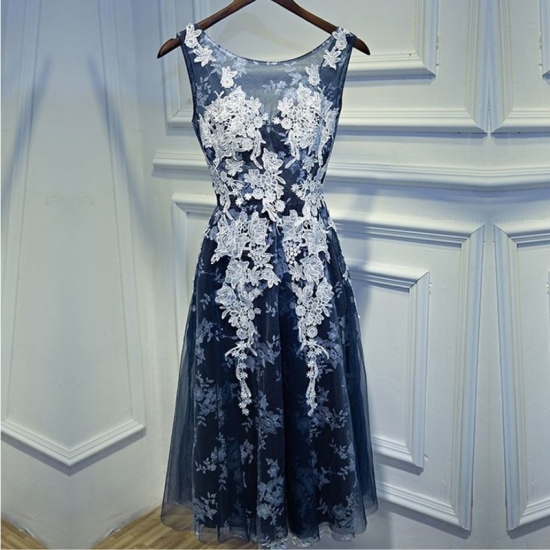 A-Line Bateau V-Back Short Dark Navy Tulle Homecoming Dress with Appliques - Click Image to Close