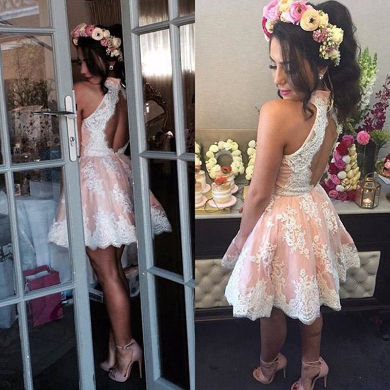 Sexy High Neck Sleeveless Short Blush Homecoming Dress with White Lace Open Back