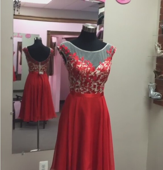 Elegant Bateau Cap Sleeves Knee-Length Open Back Red Homecoming Dress with Appliques Beading