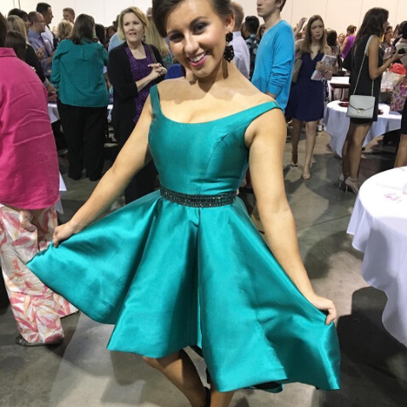 Generous Bateau Sleeveless Short Homecoming Dress with Beading Waist Under 100