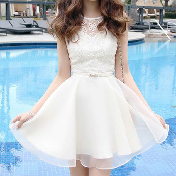 A-Line Bateau Short Open Back White Organza Homecoming Dress with Lace