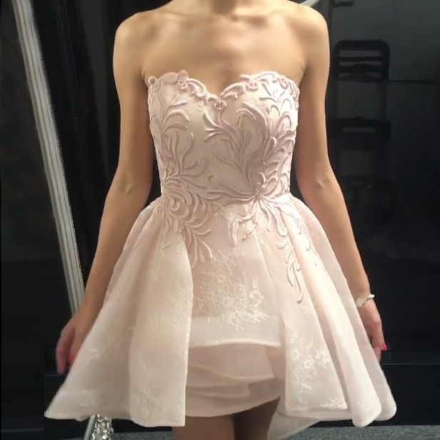 A-Line Sweetheart Short Pearl Pink Lace Appliques Homecoming Dress