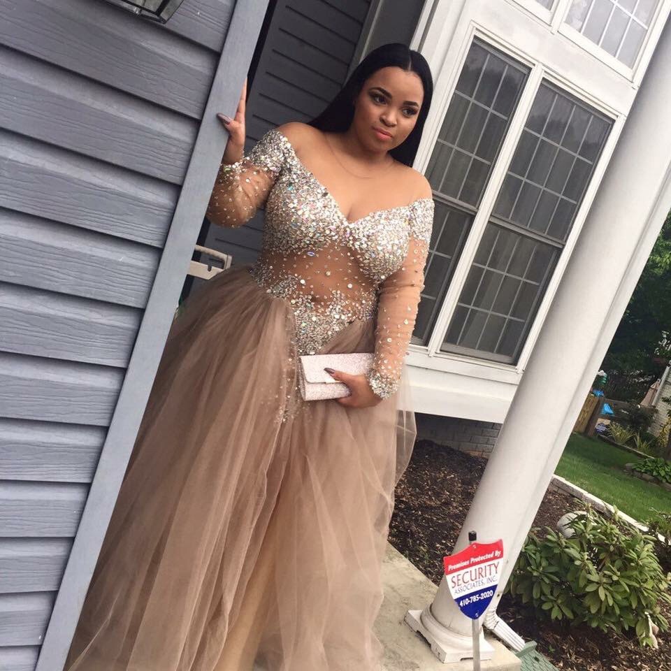 Sexy Champagne Plus Size Off-the-Shoulder Long Sleeves Prom Party Dress with Rhinestone